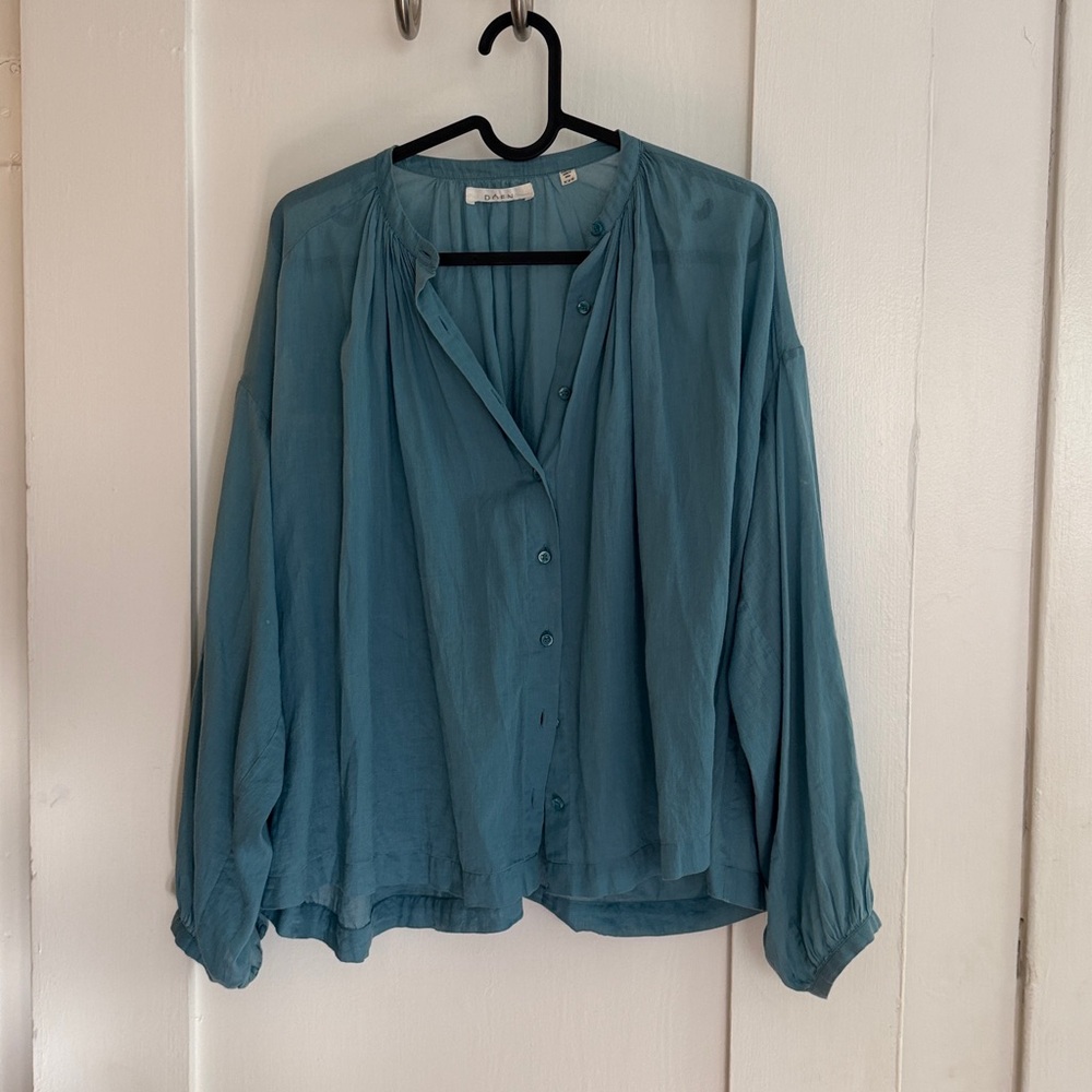 Doen Teal Button-Front Long-Sleeve Blouse